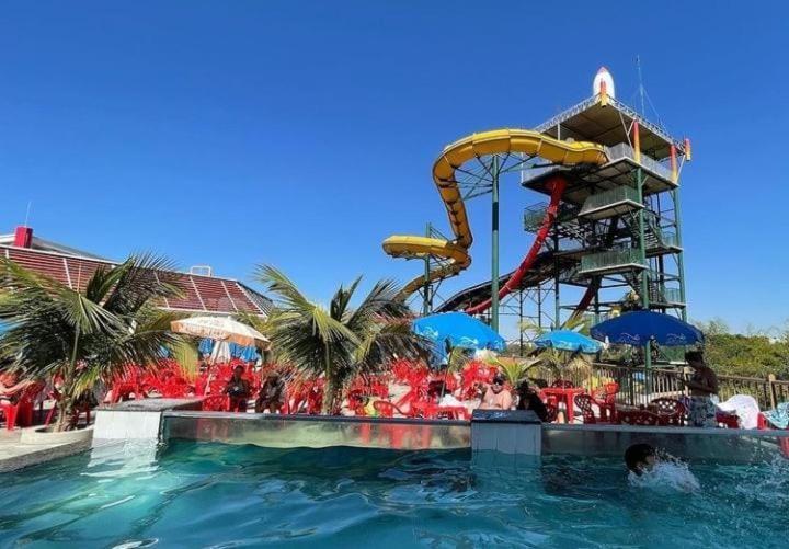 Piazza Diroma C/ Acqua Park - Viaggio Locacoes Por Temporada Caldas Novas Exterior foto