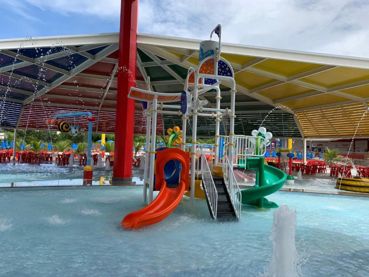 Piazza Diroma C/ Acqua Park - Viaggio Locacoes Por Temporada Caldas Novas Exterior foto
